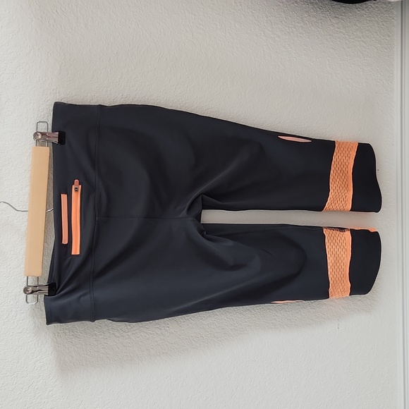 Under Armour Heatgear Fly-By Compression Run Capri - Picture 3 of 6